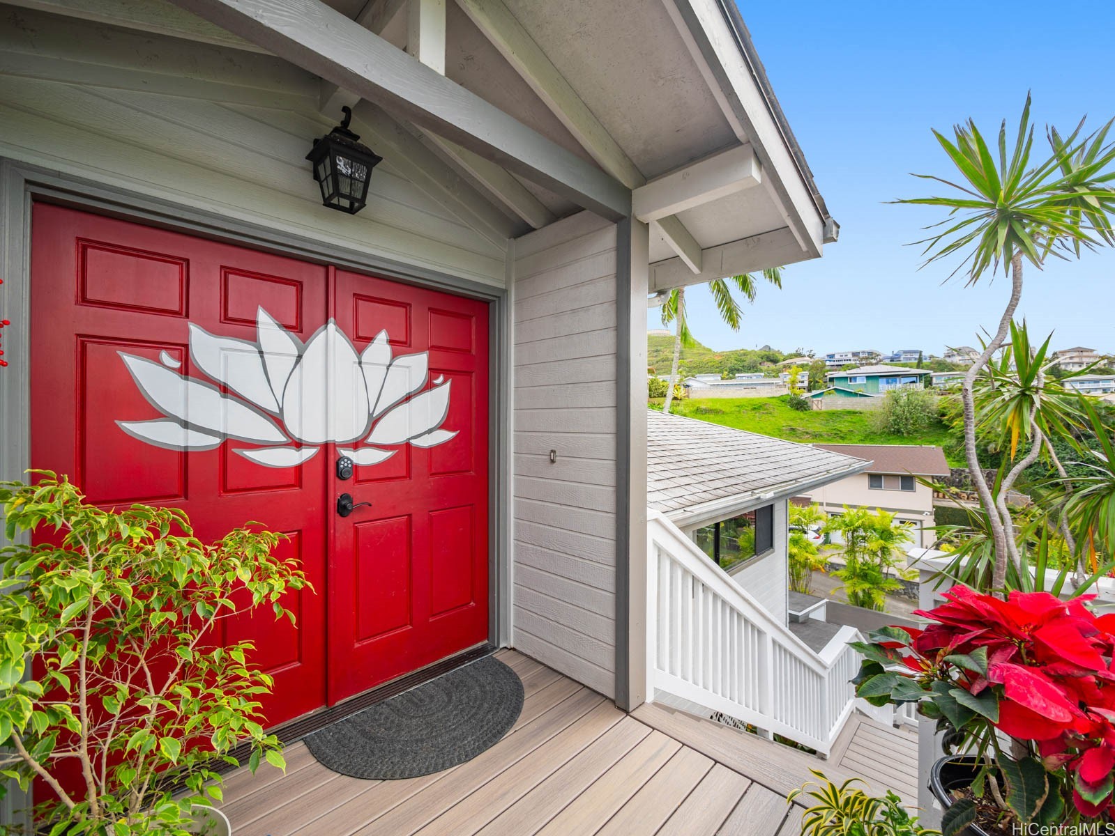 1392 Nanialii Street