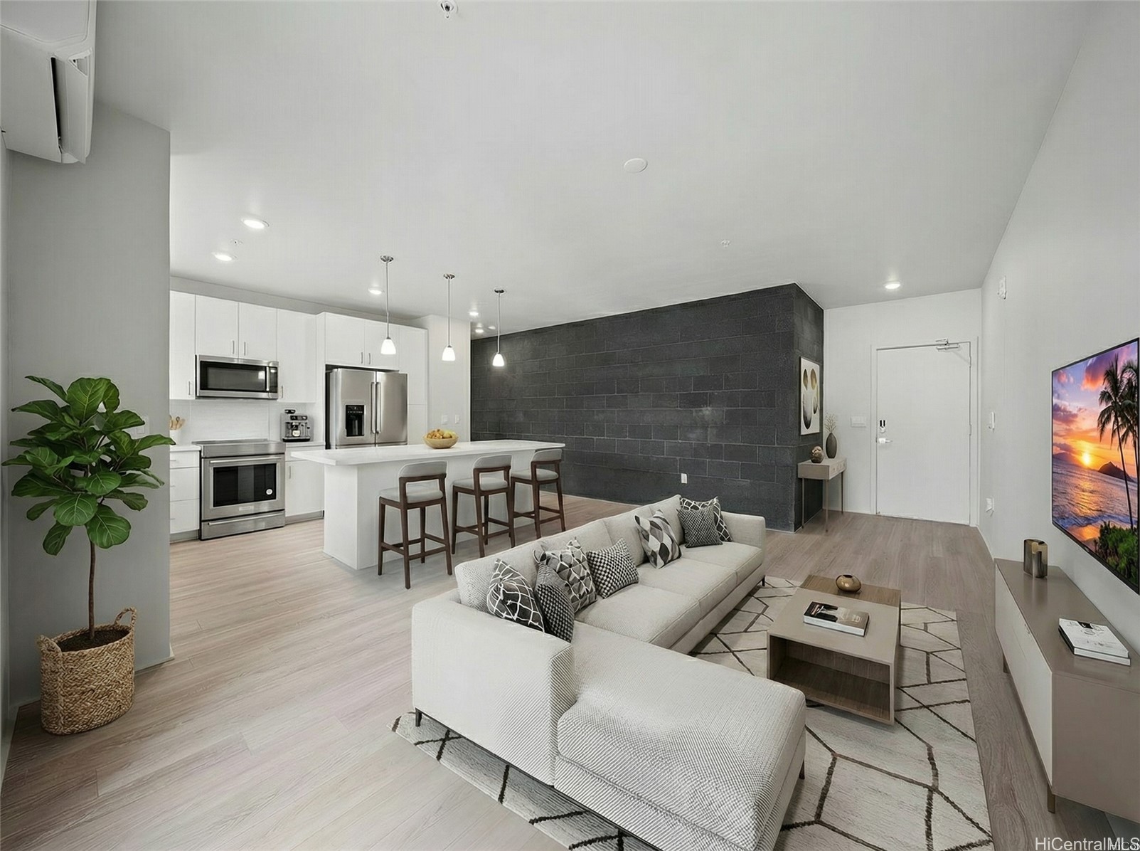 91-3641 Iwikuamoo Street 6301