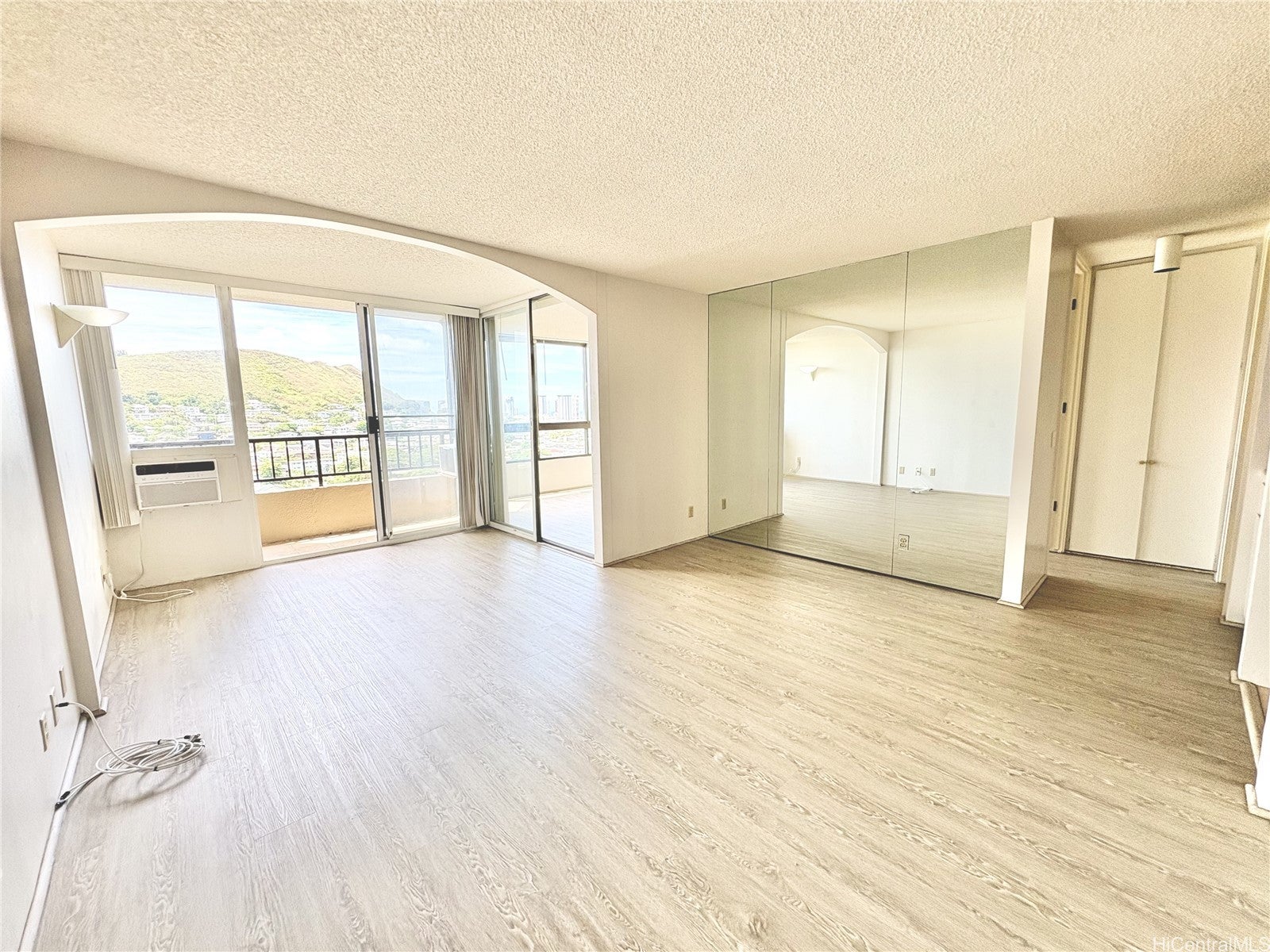 55 S Judd Street 1603