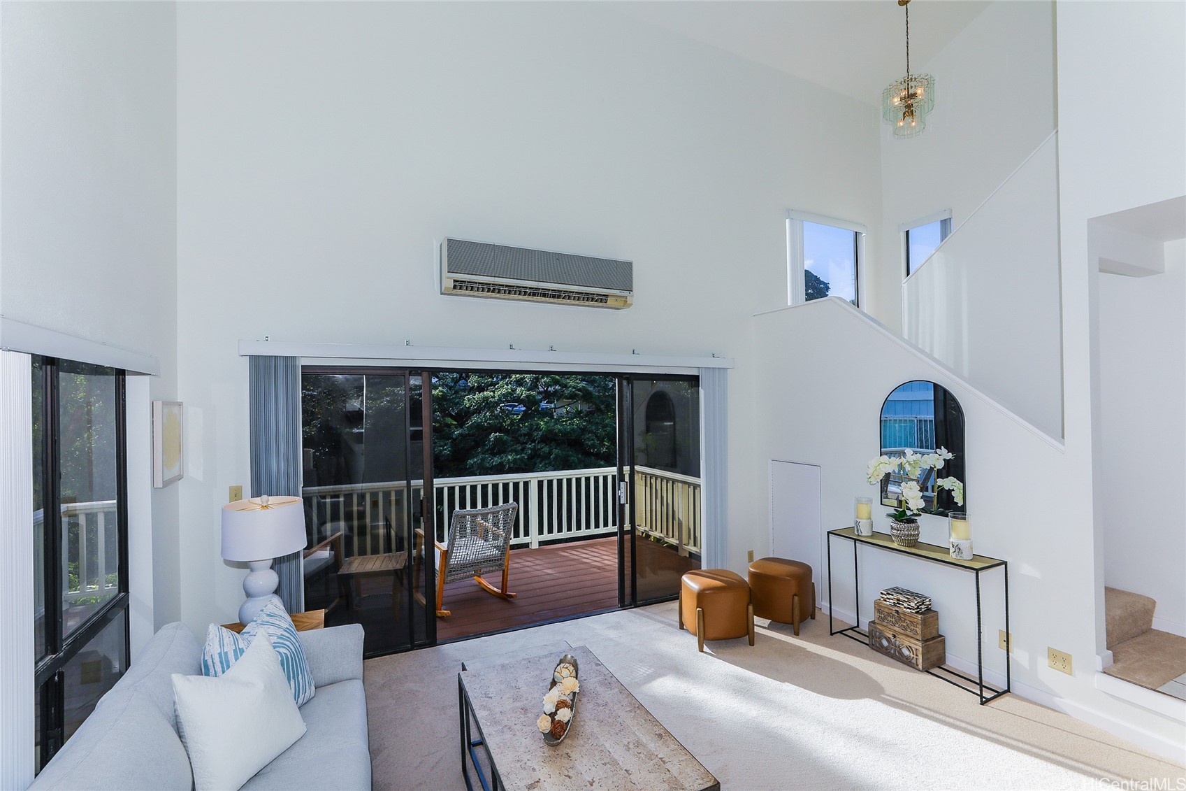 99-827 Holoai Street