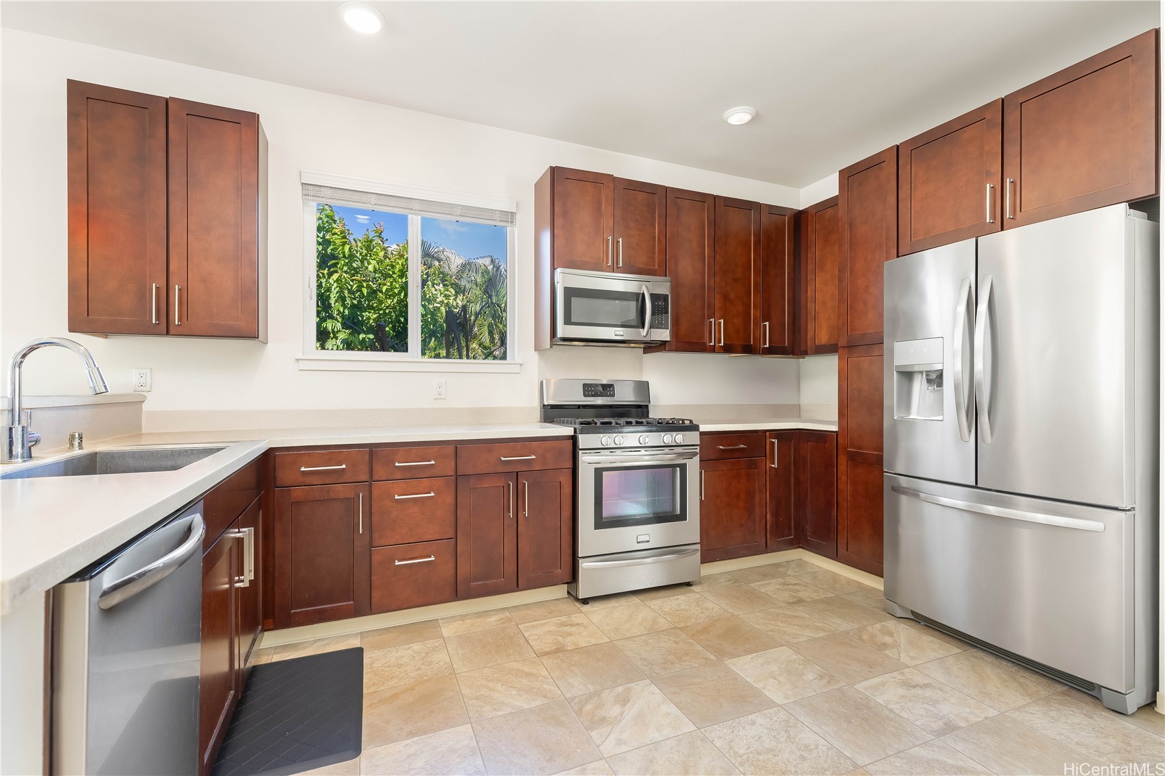 91-1590 Ilikana Street