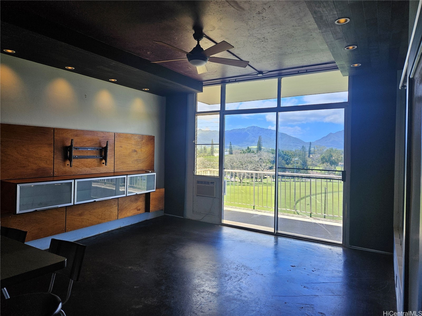 1830 Wilikina Drive 1002