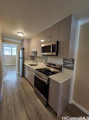 425 Ena Road B101