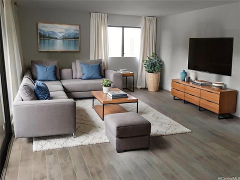 2240 Kuhio Avenue 3202 Honolulu HI 96815
