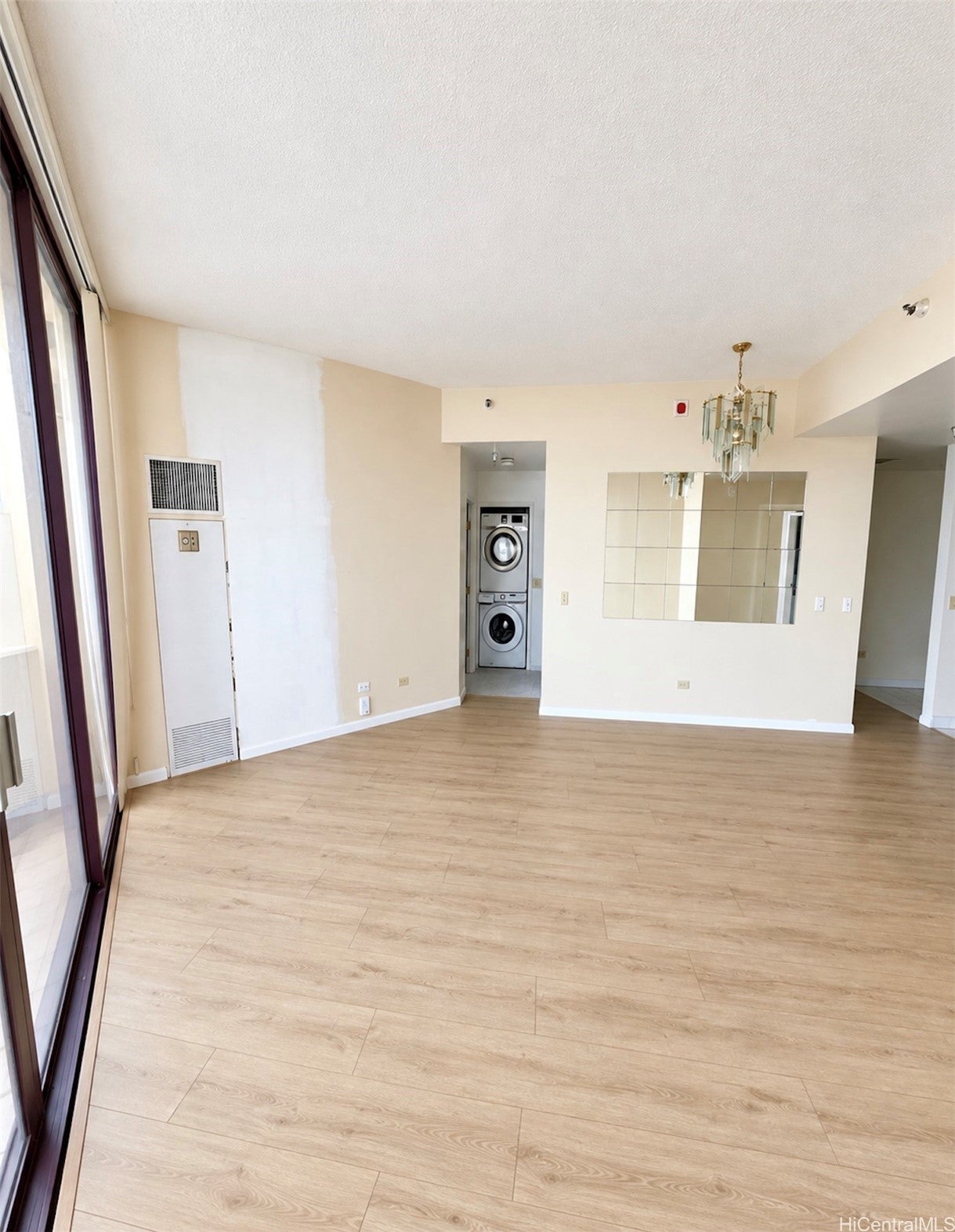 725 Kapiolani Boulevard 605