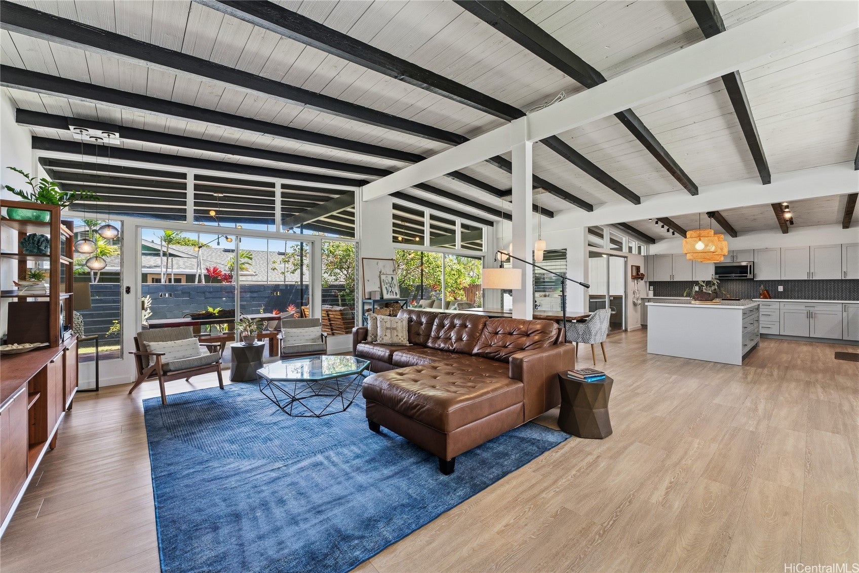 6085 Manukapu Place