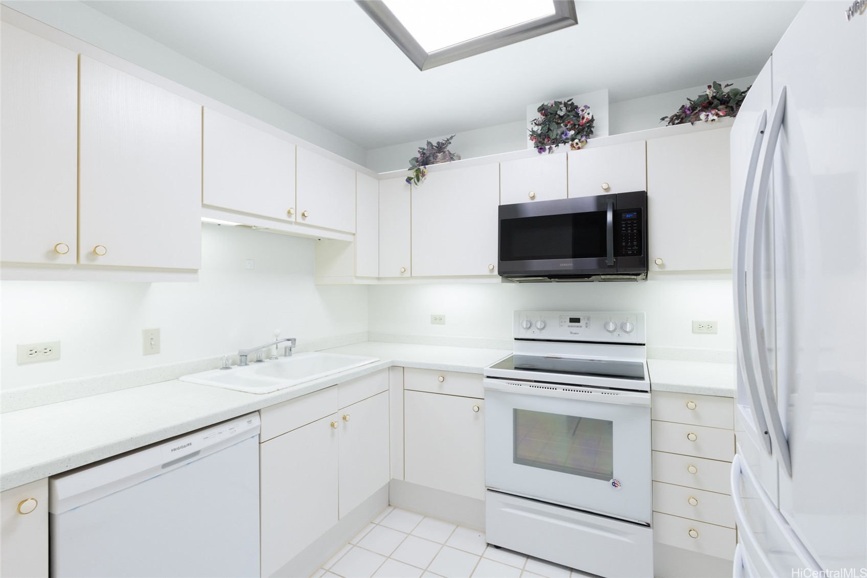 725 Kapiolani Boulevard 1201