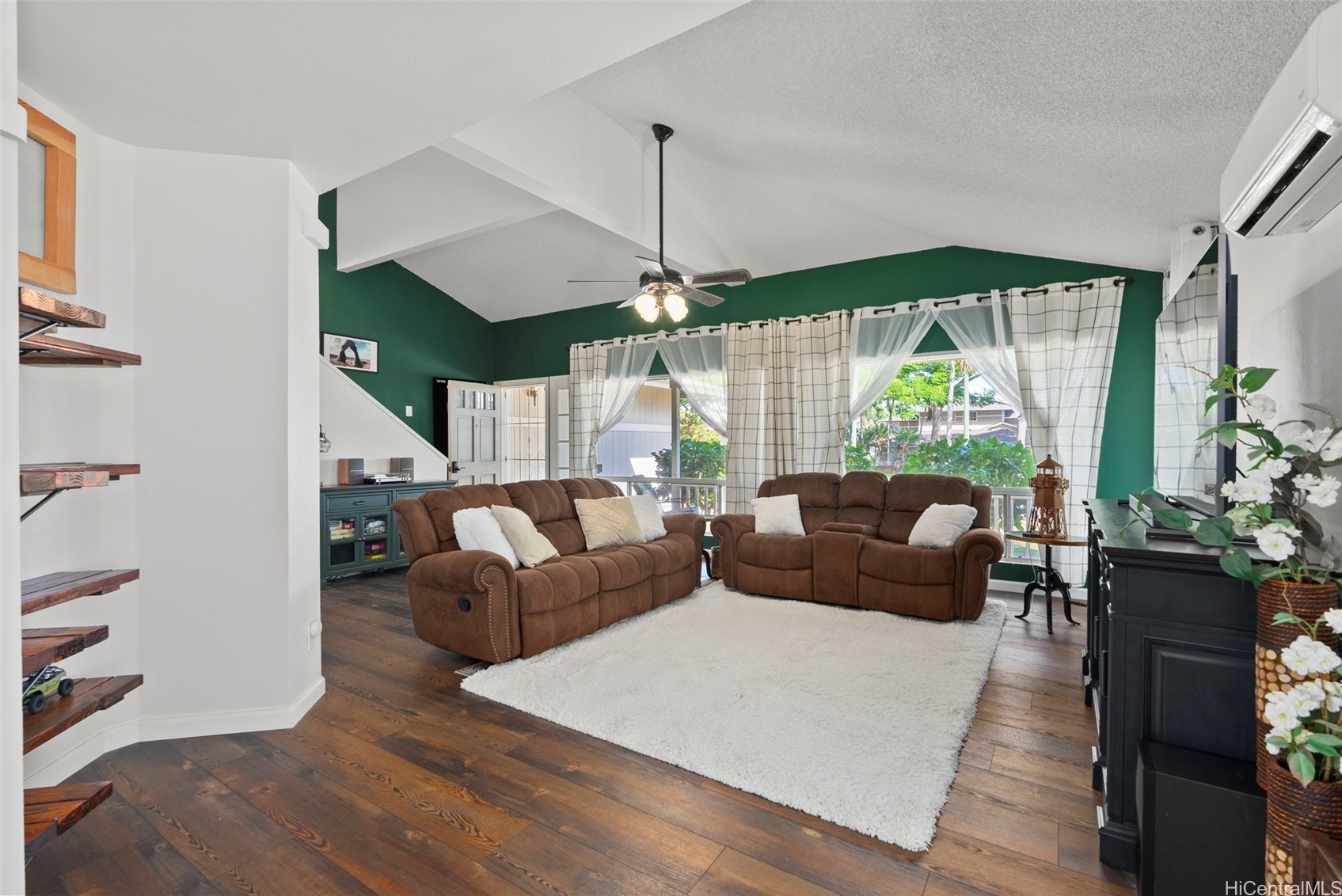 91-1038 Aawa Drive