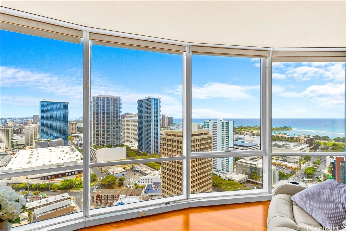 1296 Kapiolani Boulevard 3403