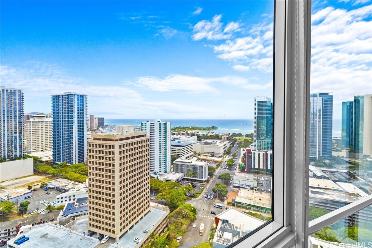 1296 Kapiolani Boulevard 3403