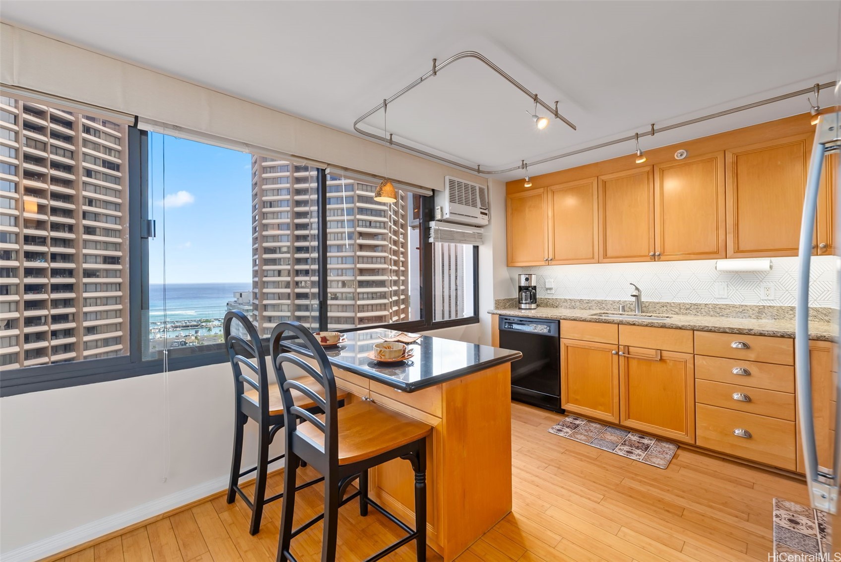 343 Hobron Lane 2603