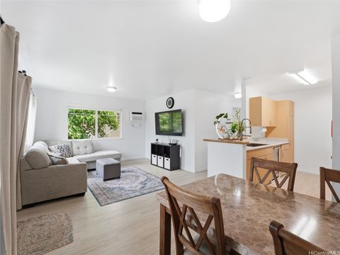 95-976 Ukuwai Street 907 (With Private Yard) Mililani HI 96789