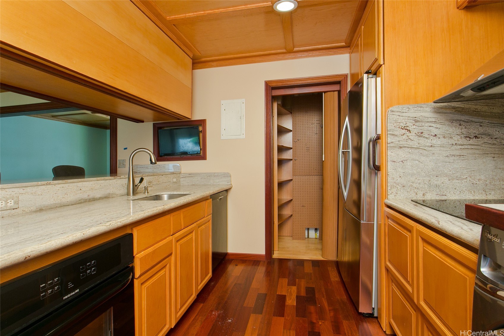 98-879-B Kaonohi Street 67