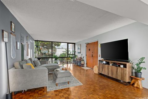 Photo of 1114 Punahou Street #4B, Honolulu, HI 96826 (MLS # 202600763)