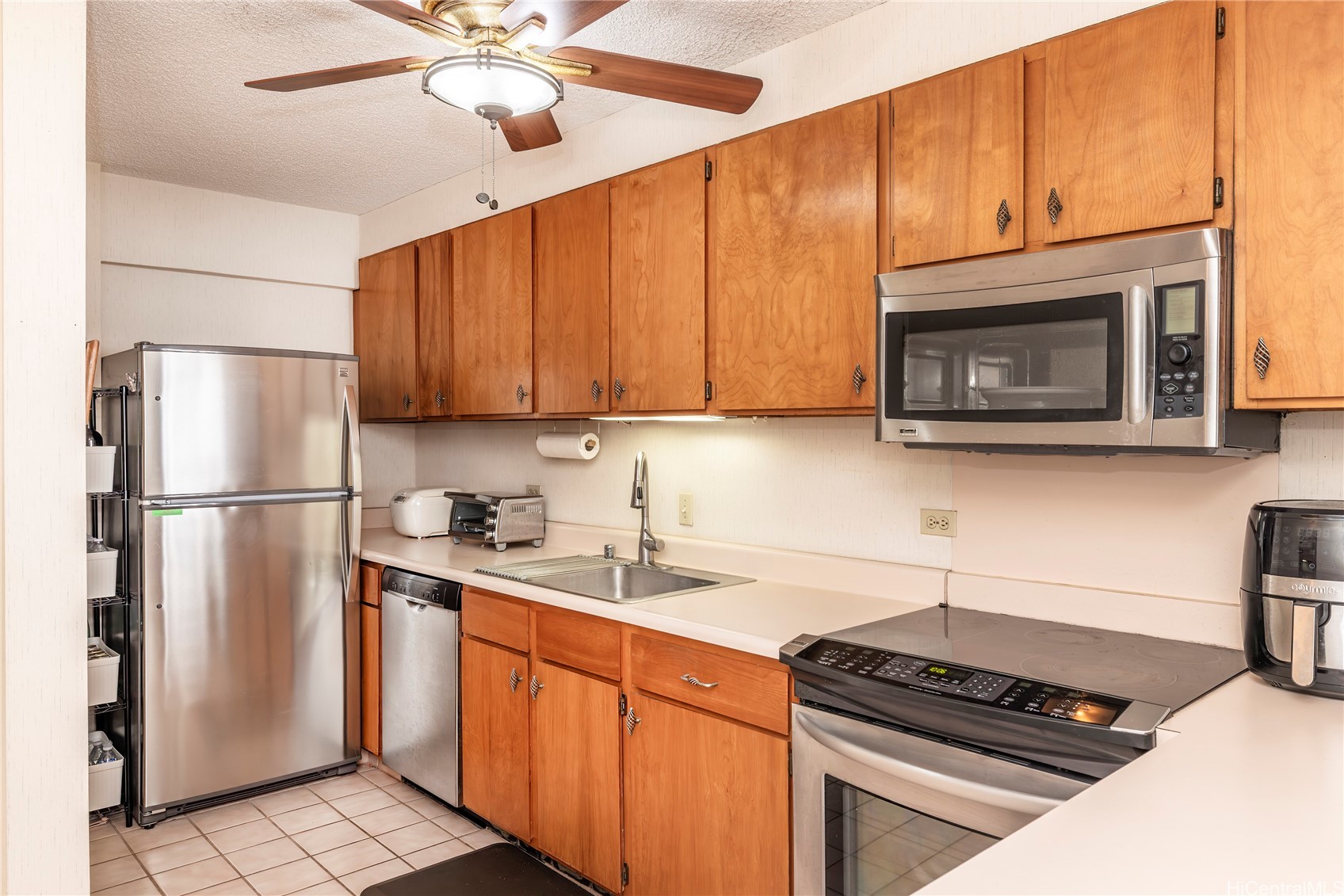 1645 Ala Wai Boulevard 906