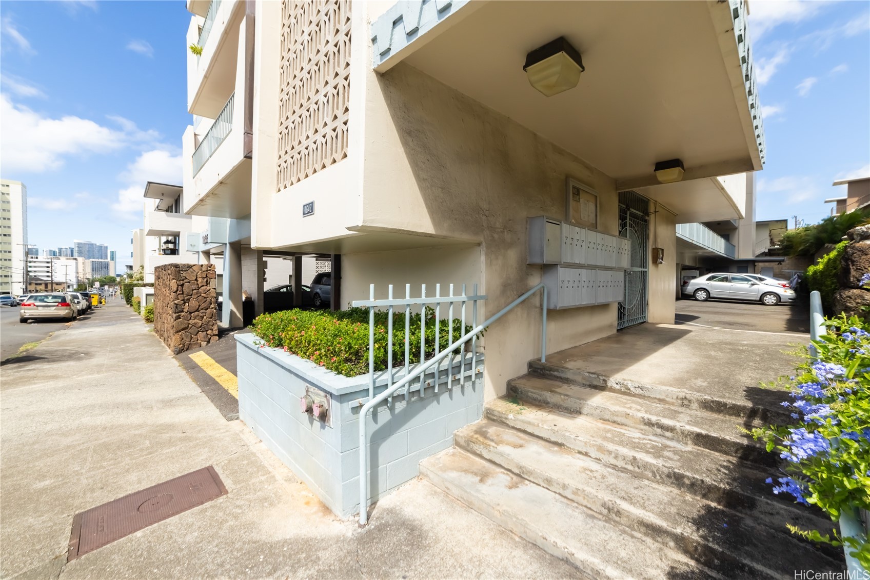 Makiki Winds Apts Condominium