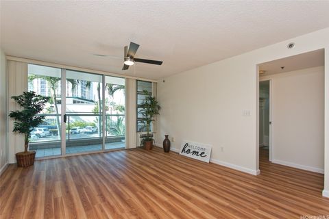 Photo of 1133 Waimanu Street #201, Honolulu, HI 96814 (MLS # 202601897)