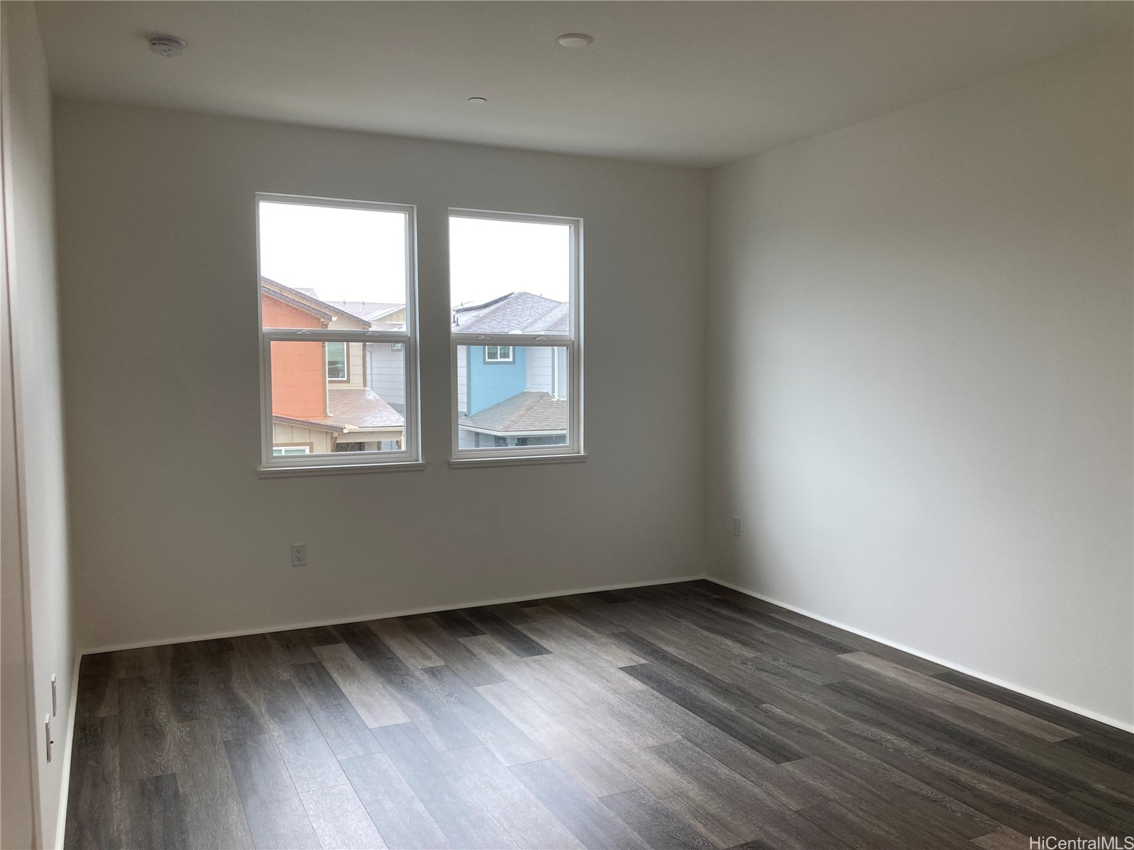 91-1101 Franklin D Roosevelt Avenue 384