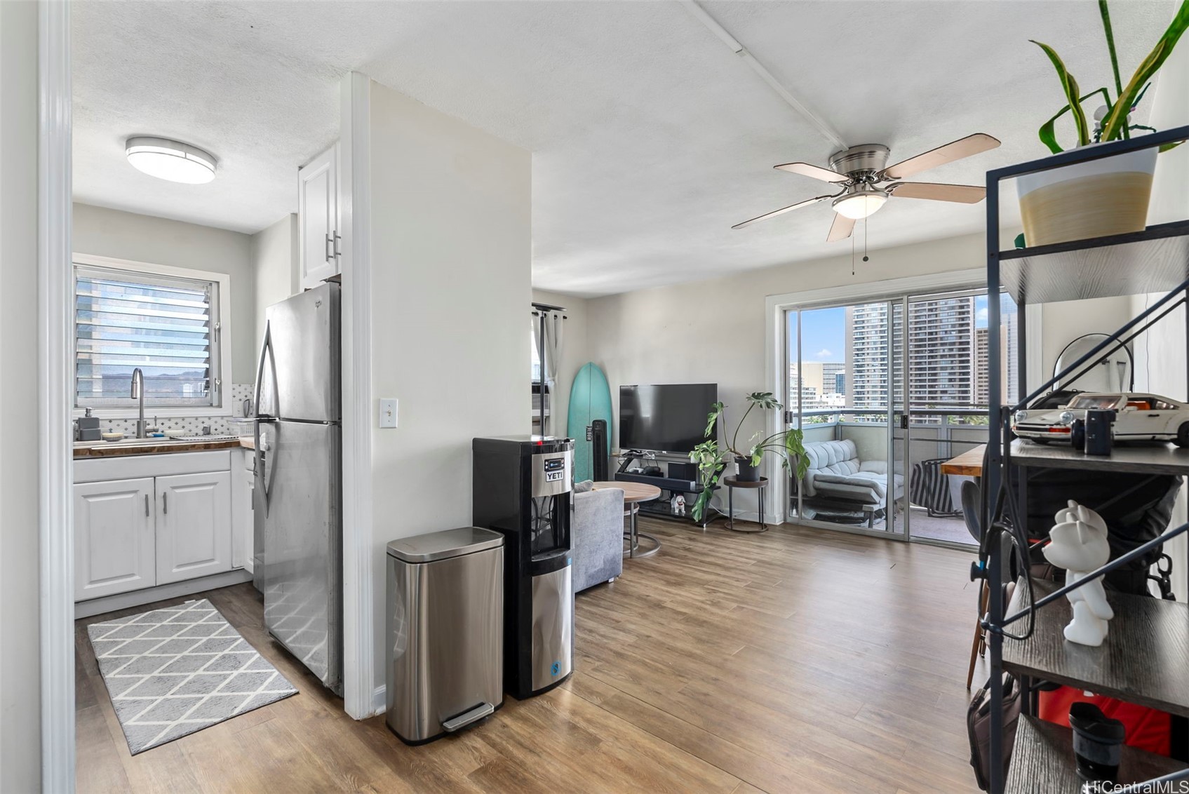 509 University Avenue 1001