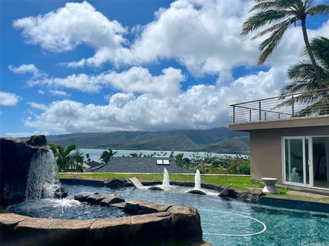 Photo of 278 Makaweli Place, Honolulu, HI 96825 (MLS # 202613989)