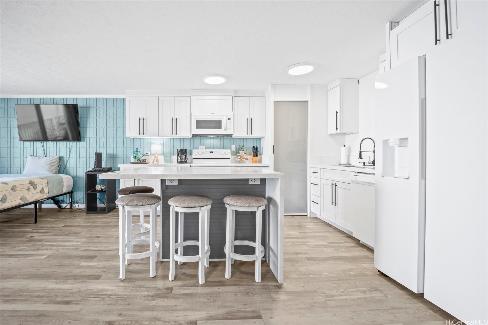 53-567 Kamehameha Highway 409