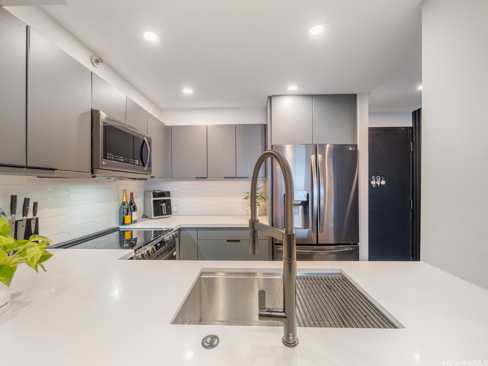 415 South Street 1602