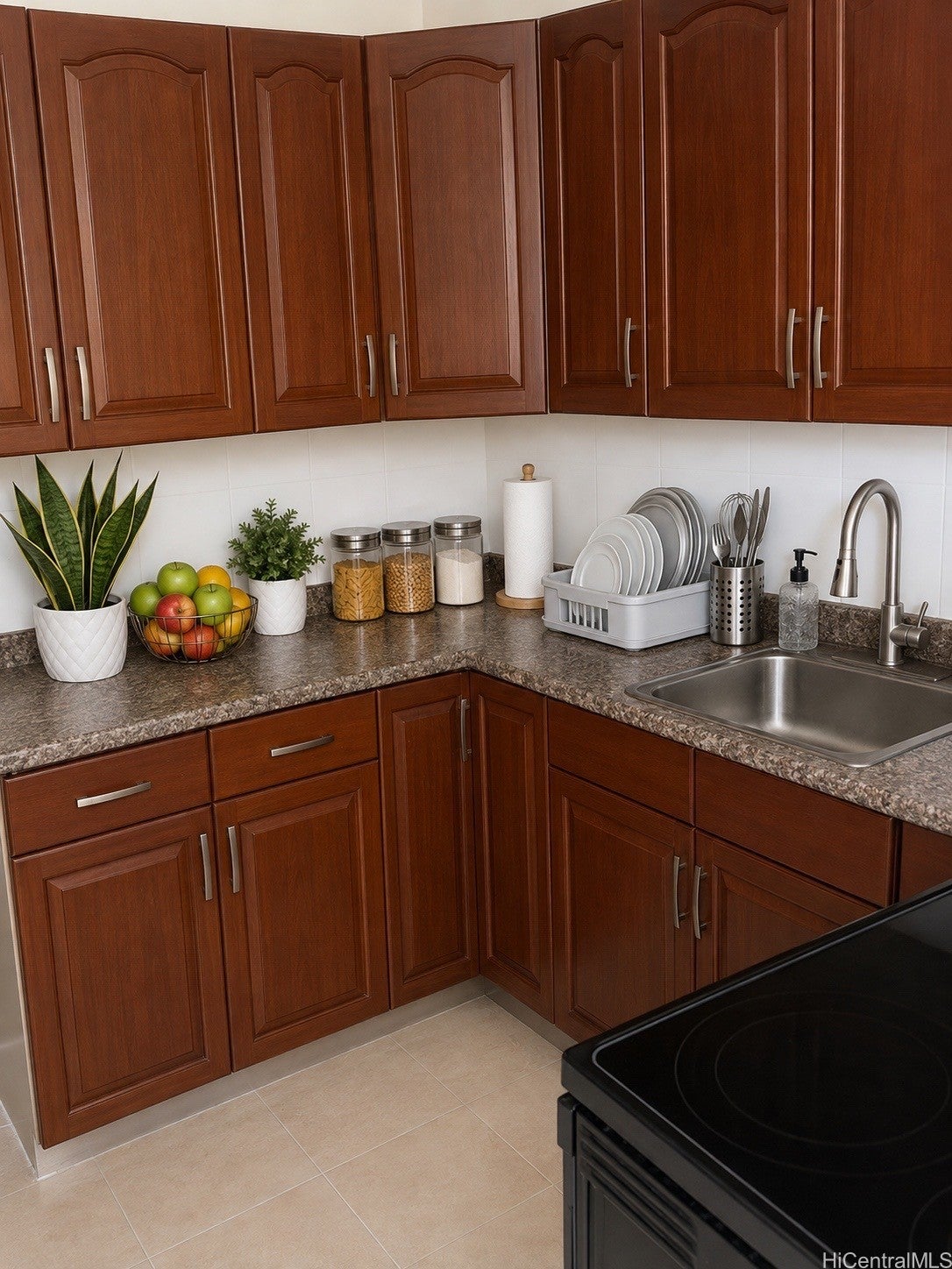 1139 Kokea Street G304