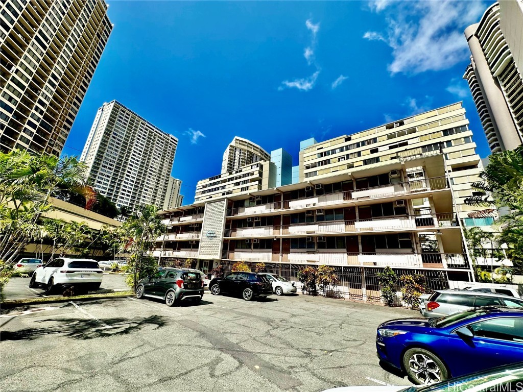 Kaioo Terrace Condominium