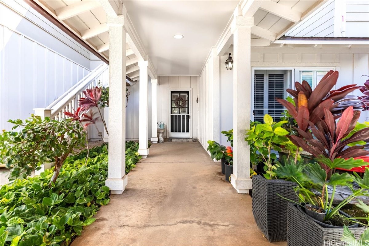 92-1234 Olani Street 82-1