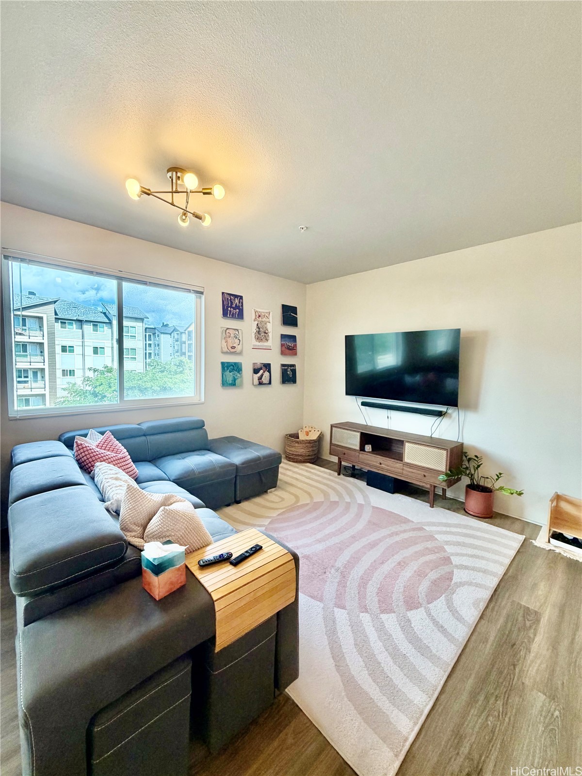 91-3575 Iwikuamoo Street 611