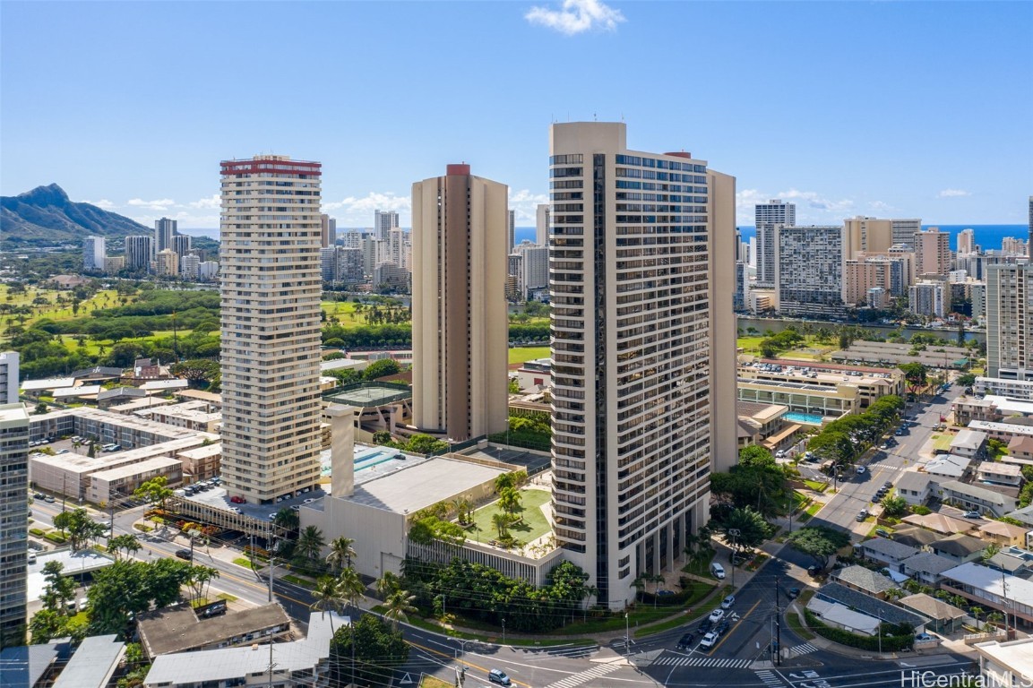 Iolani Court Plaza Condominium