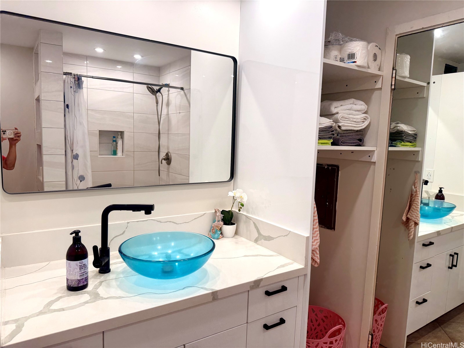 1720 Ala Moana Boulevard 1506B