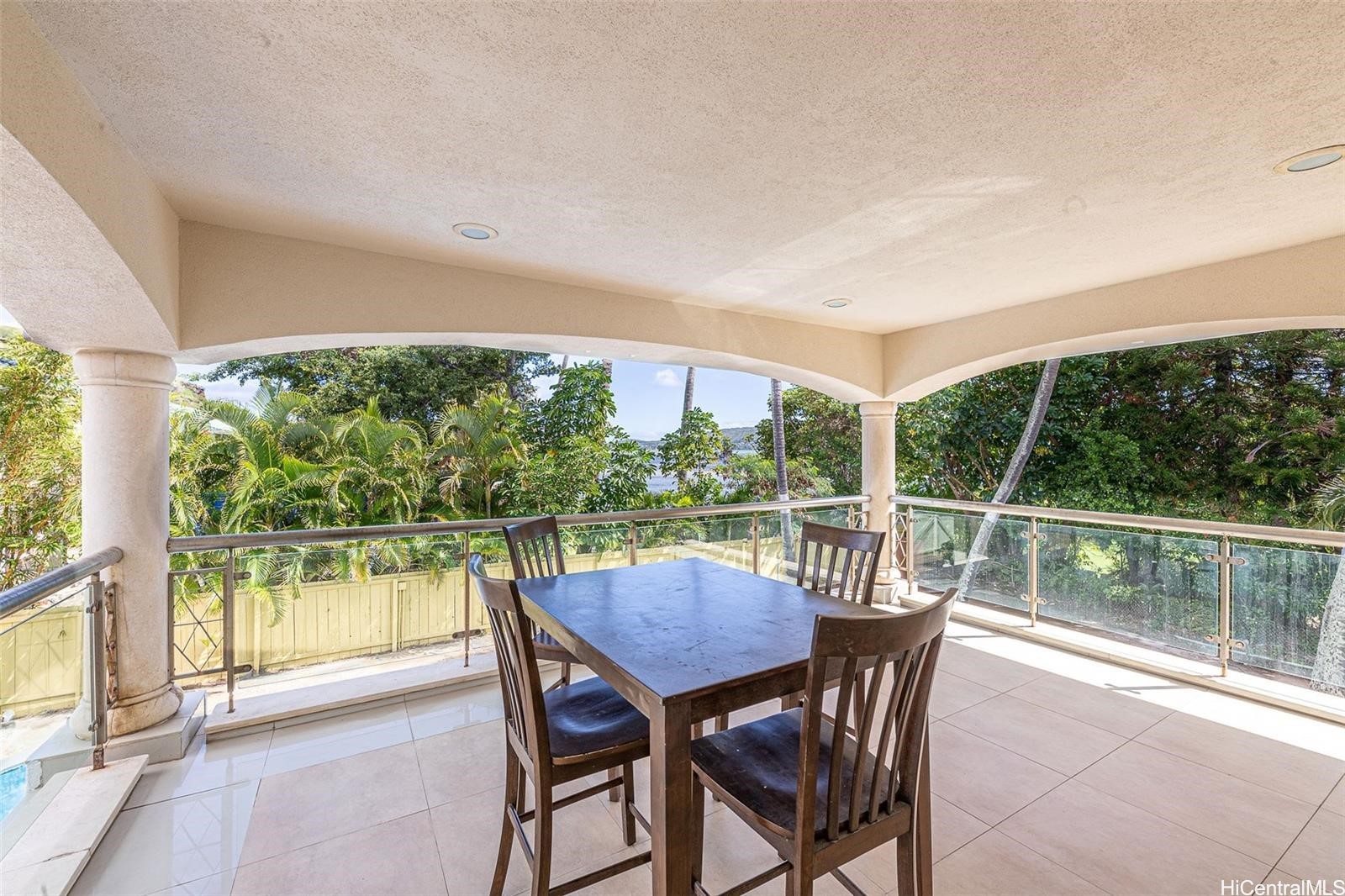5783 Kalanianaole Highway