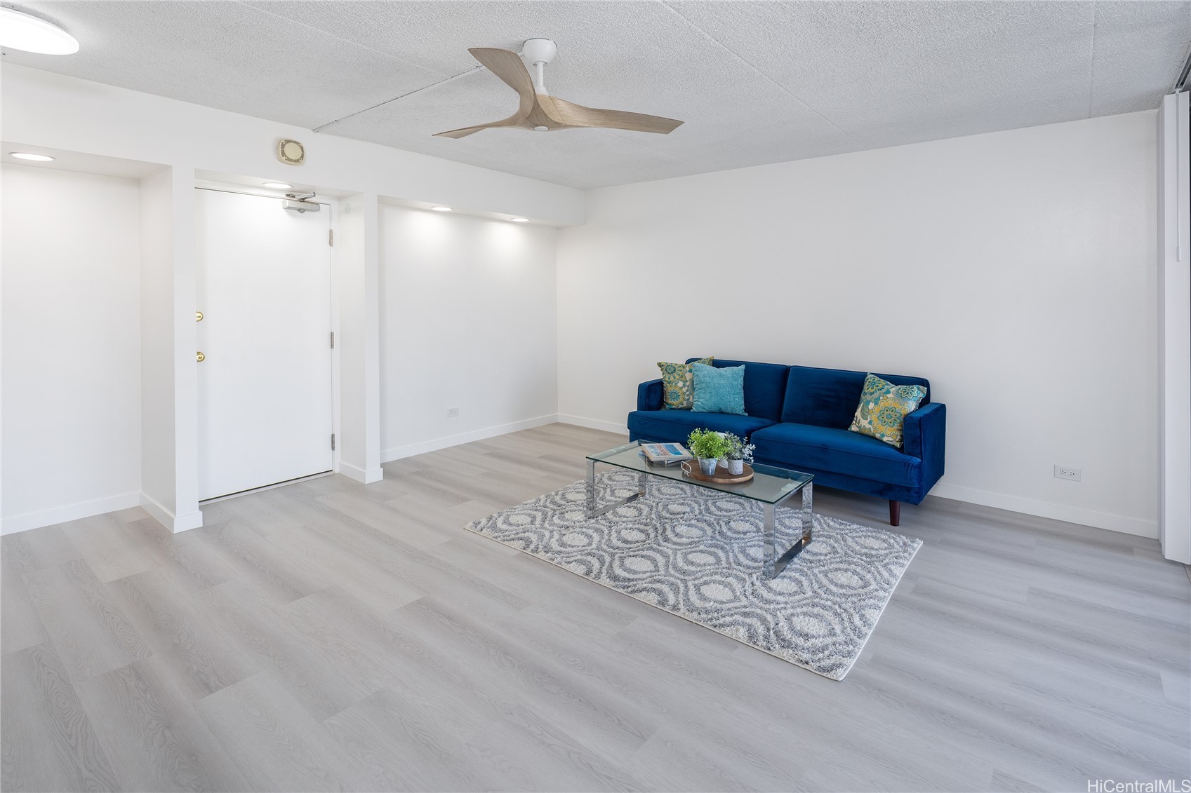 430 Keoniana Street 703