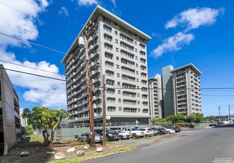 Photo of 2651 Kuilei Street #B76, Honolulu, HI 96826 (MLS # 202614862)