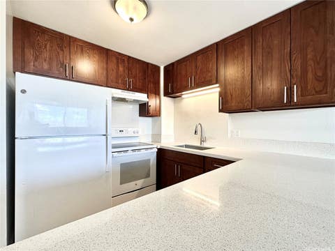 Photo of 55 S Kukui Street #D2813, Honolulu, HI 96813 (MLS # 202612068)