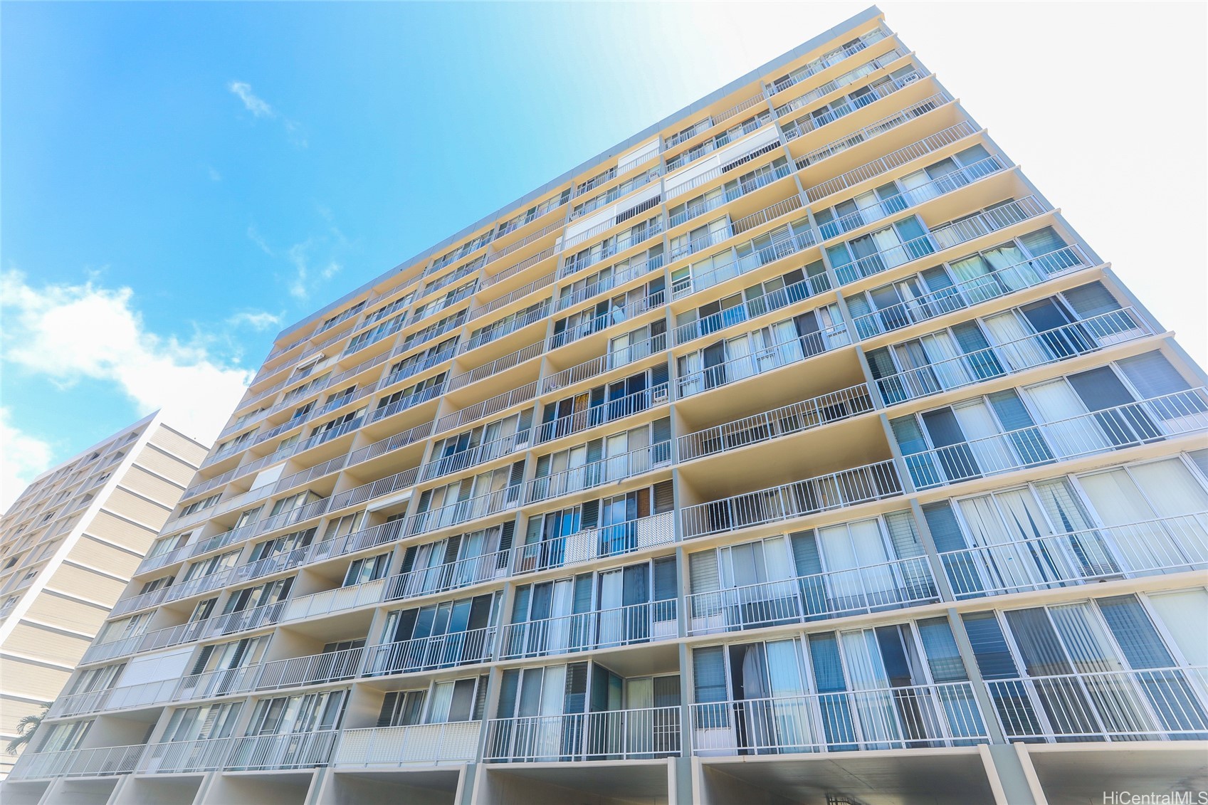 Hale Luana Condominium