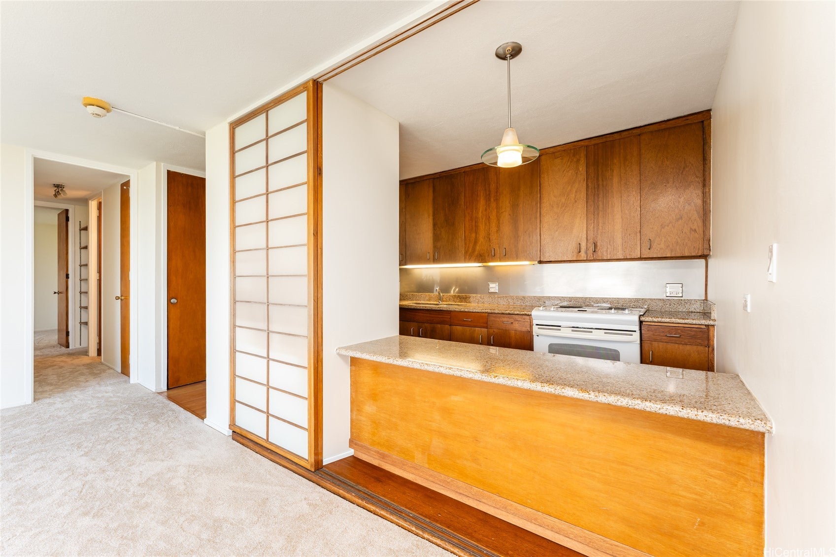 1515 Nuuanu Avenue 2350