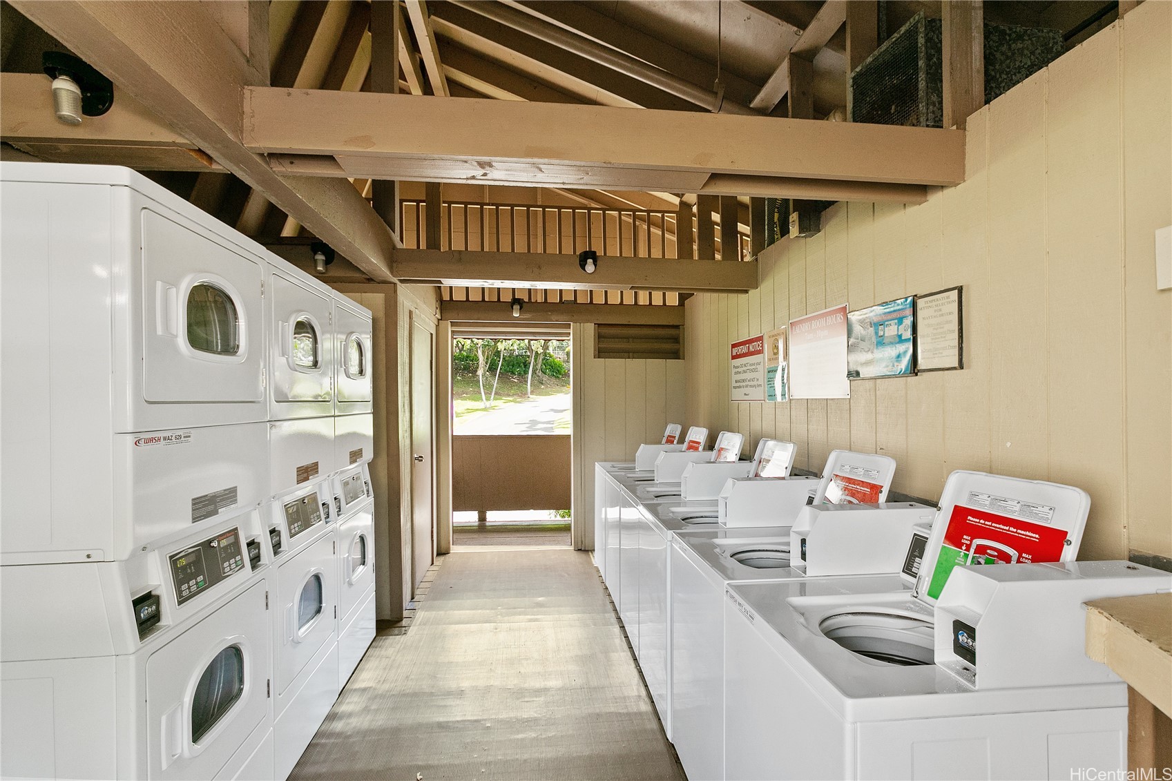 Makaha Valley Pltn Townhouse