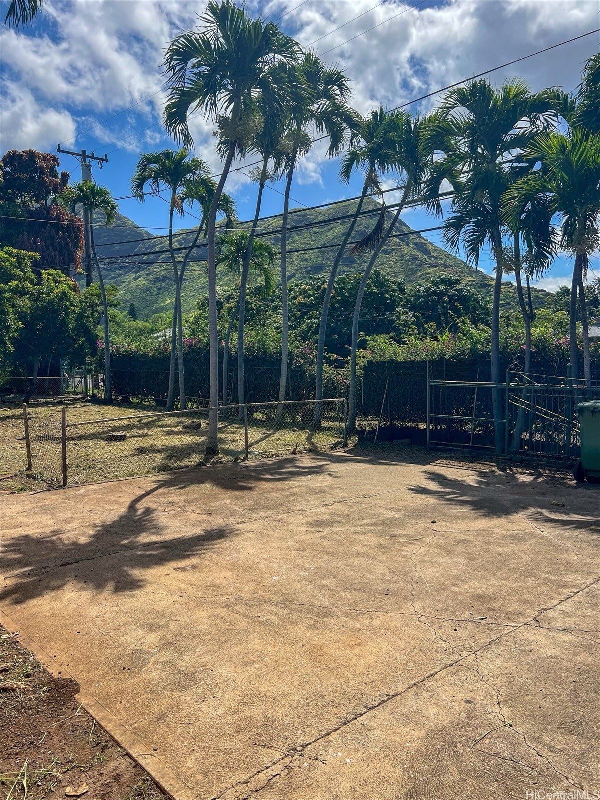 84-290 Makaha Valley Road