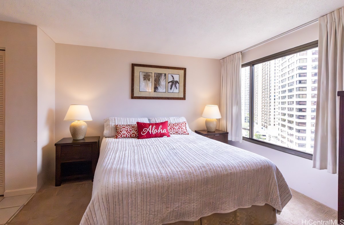 1778 Ala Moana Boulevard 1407