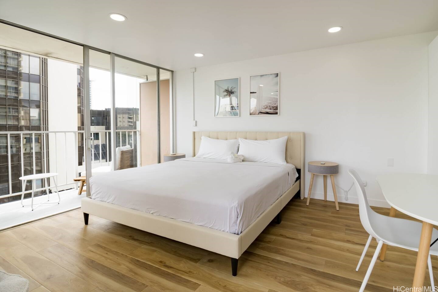 364 Seaside Avenue 901