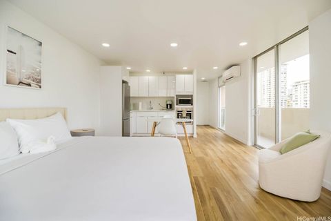 Photo of 364 Seaside Avenue #901, Honolulu, HI 96815 (MLS # 202605583)