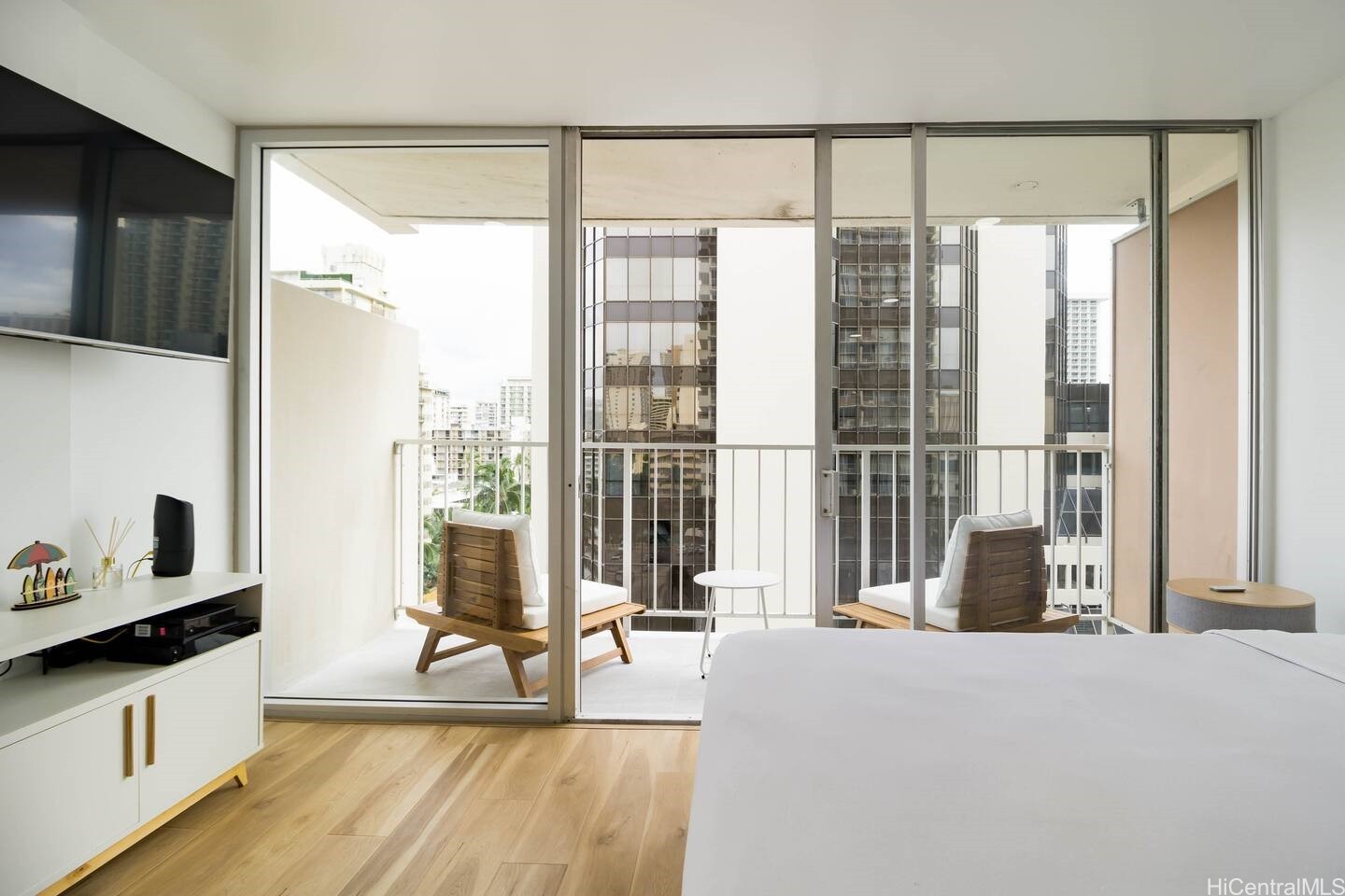 364 Seaside Avenue 901