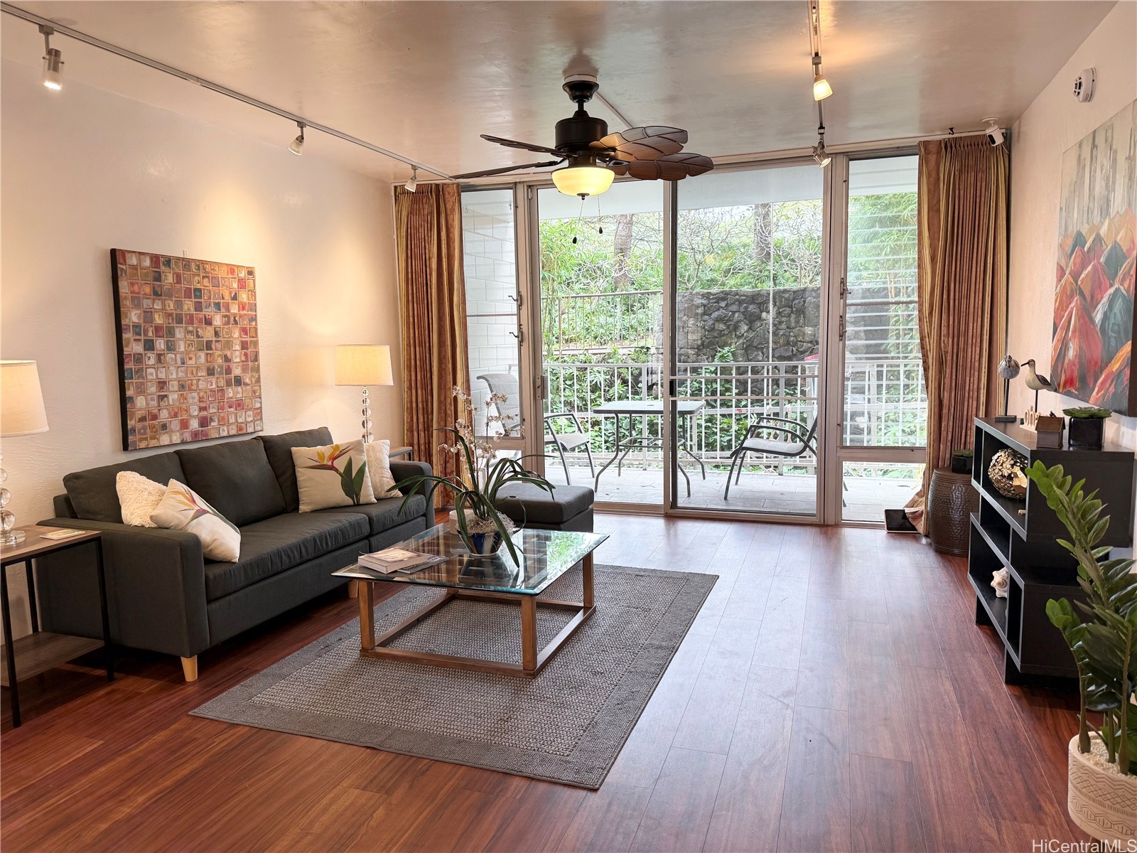 98-703 Iho Place 1-402