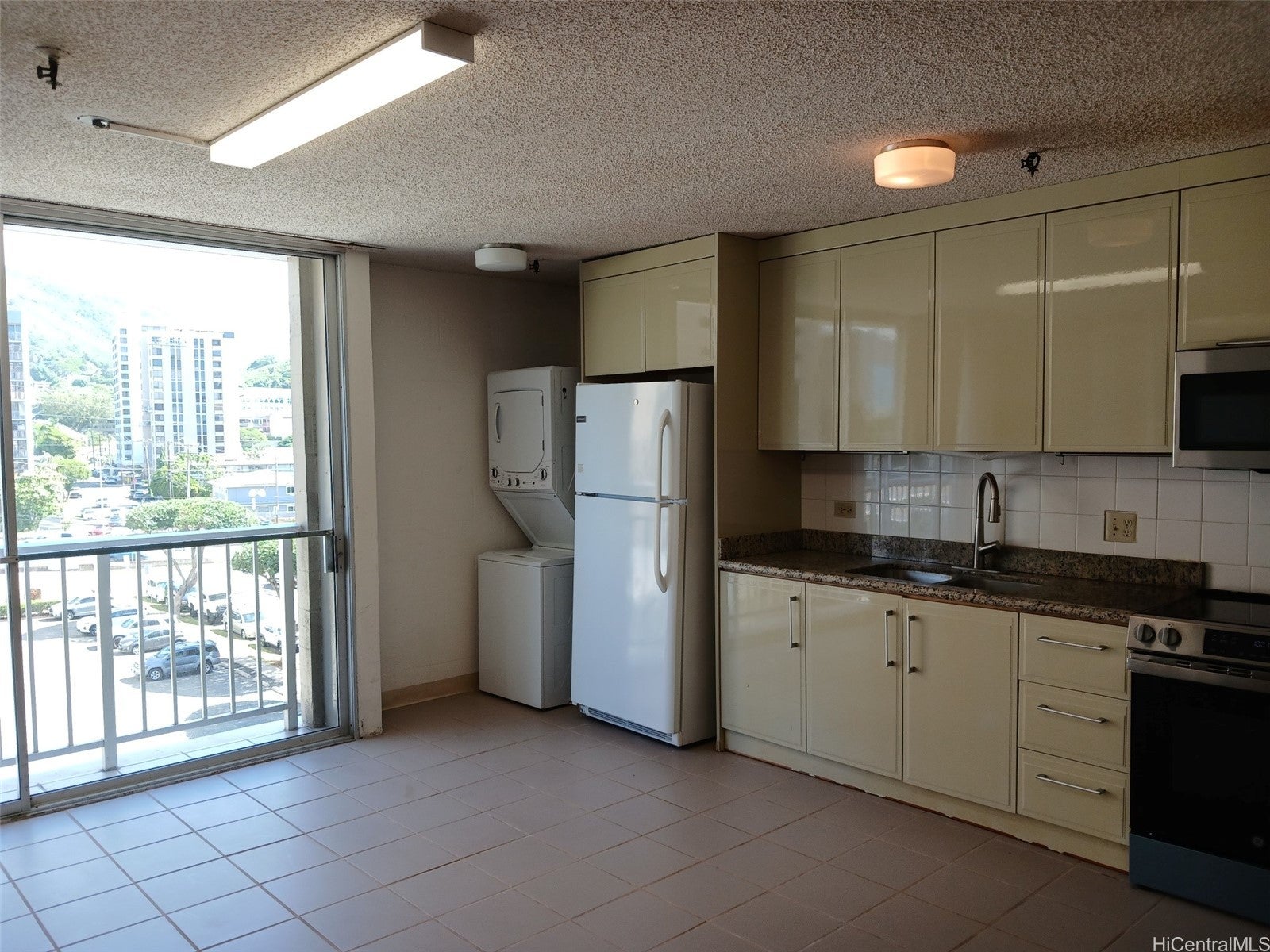 1226 Alexander Street 607