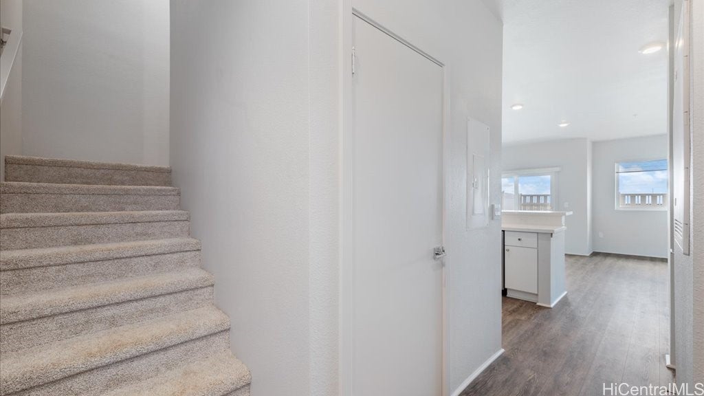 91-4099 Hikuono Street 809