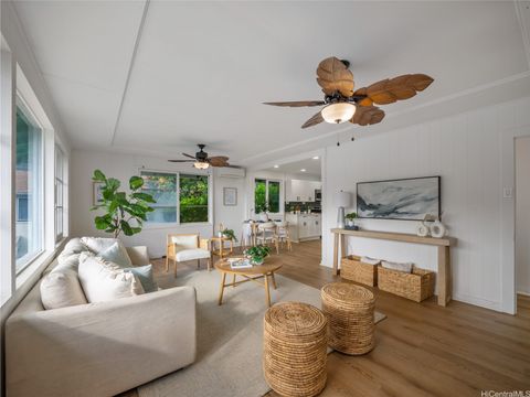Photo of 1747 10th Avenue, Honolulu, HI 96816 (MLS # 202608228)