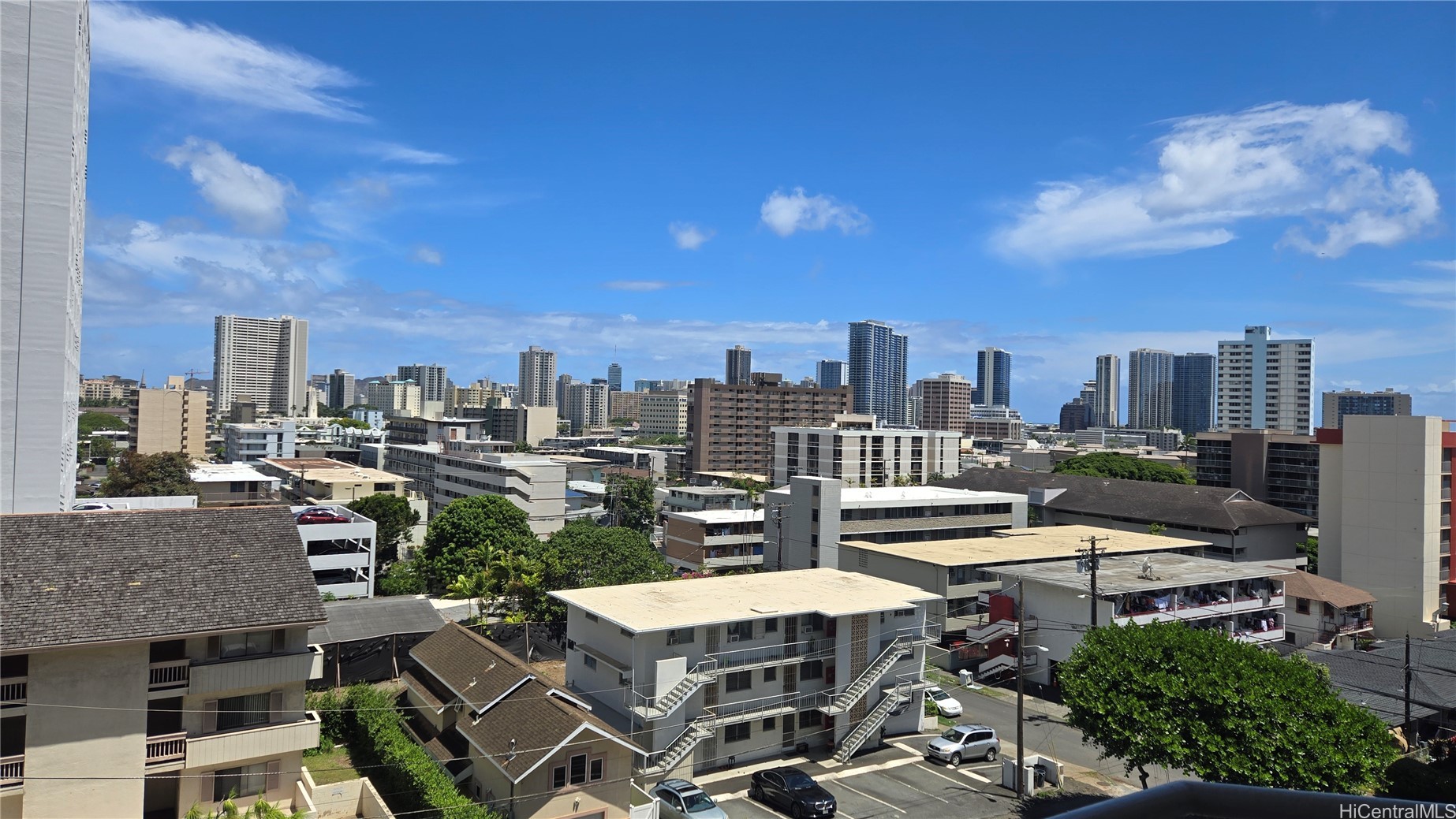 Village Maluhia Condominium