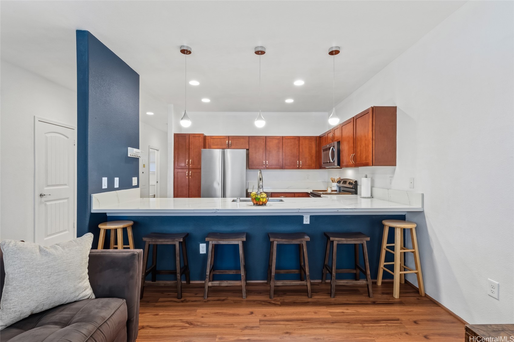 1166 Kukulu Street 704